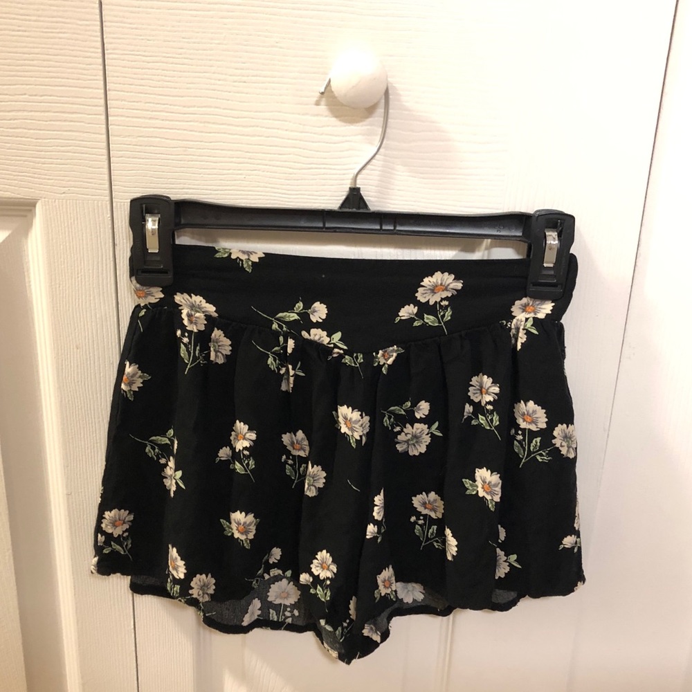 Black Floral Flowy Shorts
